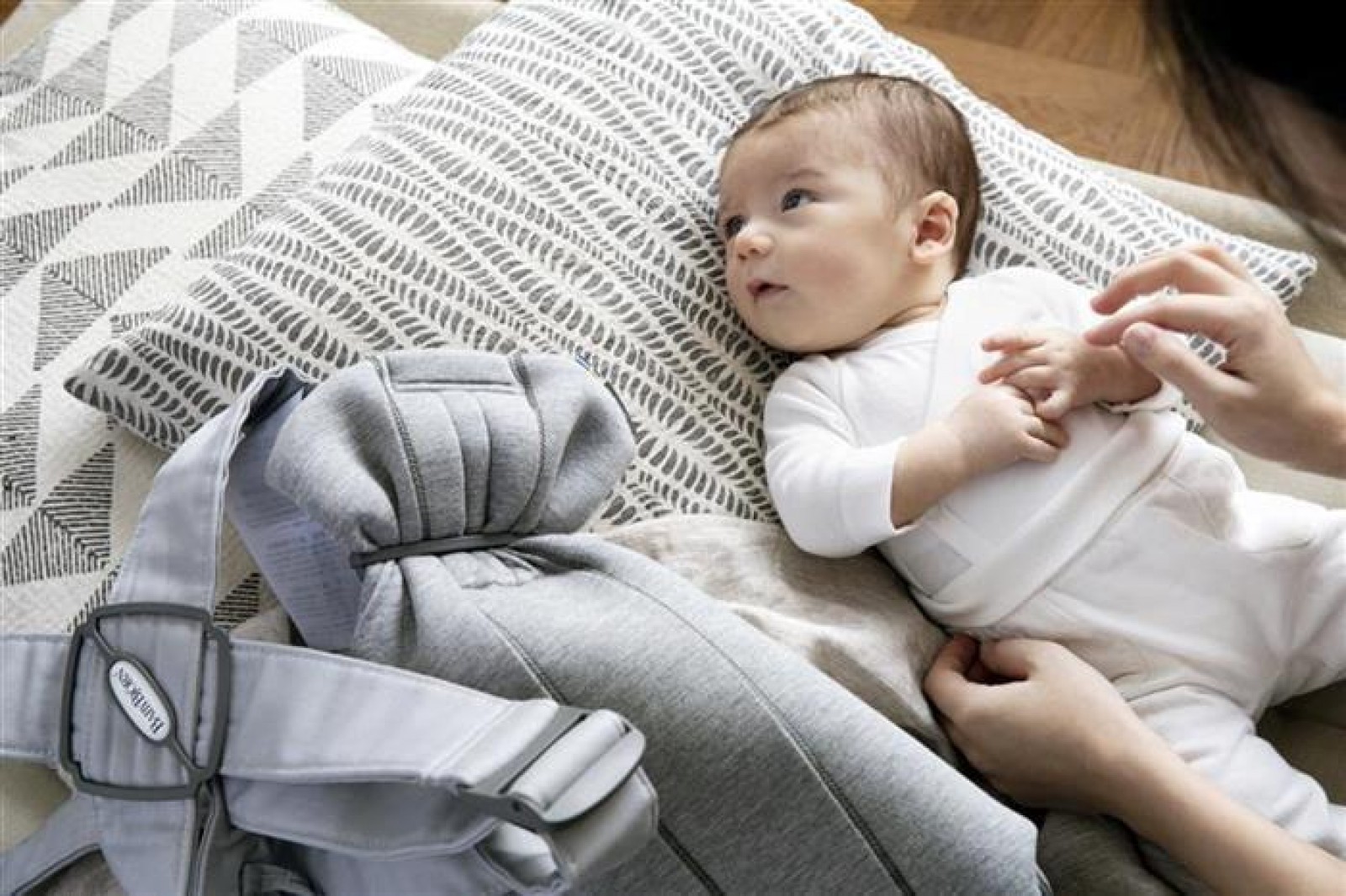 Marsupiu anatomic Mini Light Grey 3D Jersey - BabyBjorn 6