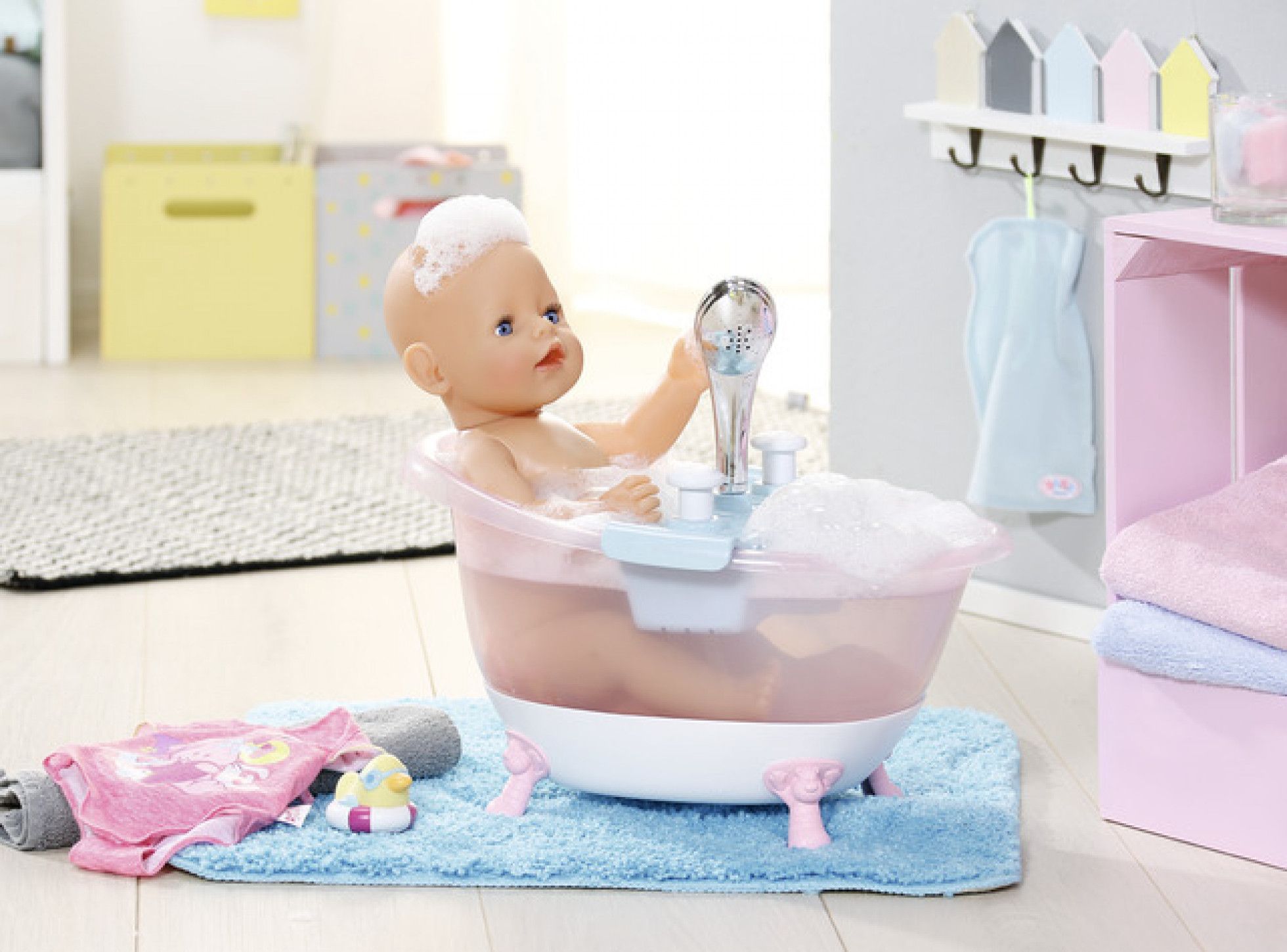 Cada de baie interactiva cu spuma pentru papusi - BABY born 12