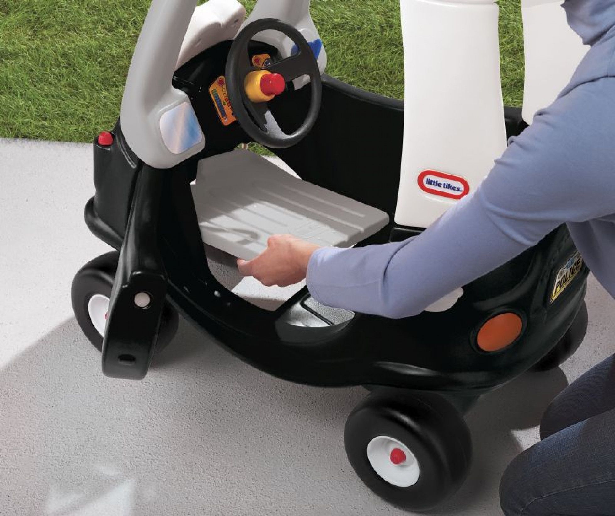 Masinuta de politie neagra Cozy Coupe - Little Tikes 2