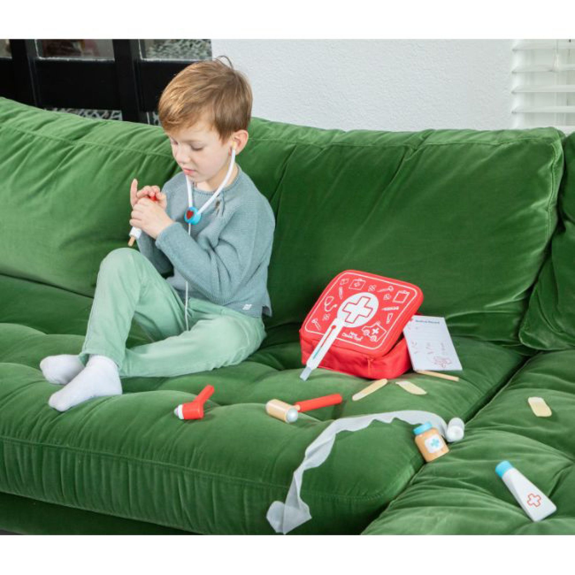 Trusa de doctor - New Classic Toys 5