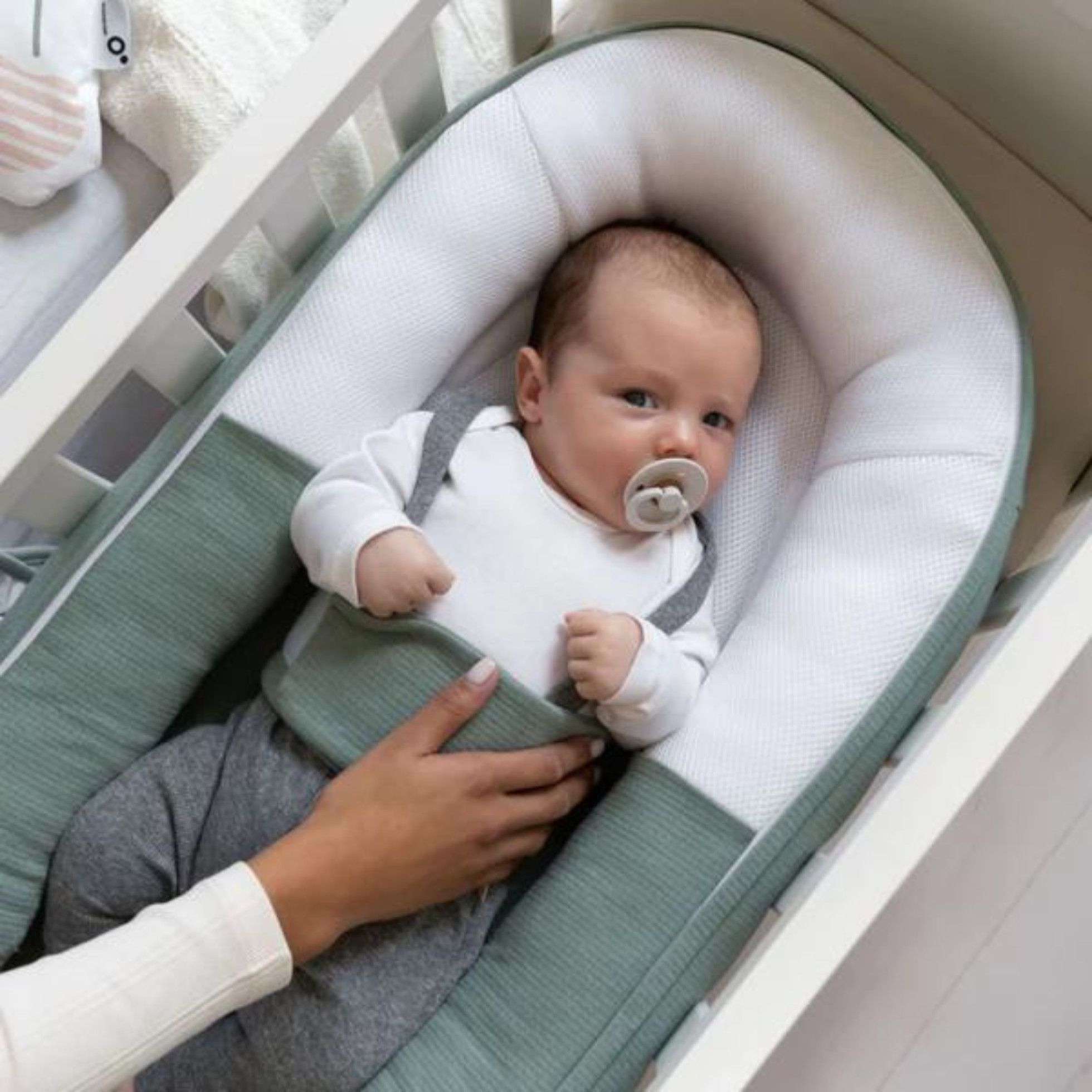 Baby Nest din bumbac organic Cocoon Tetra Jersey Green - Doomoo 3