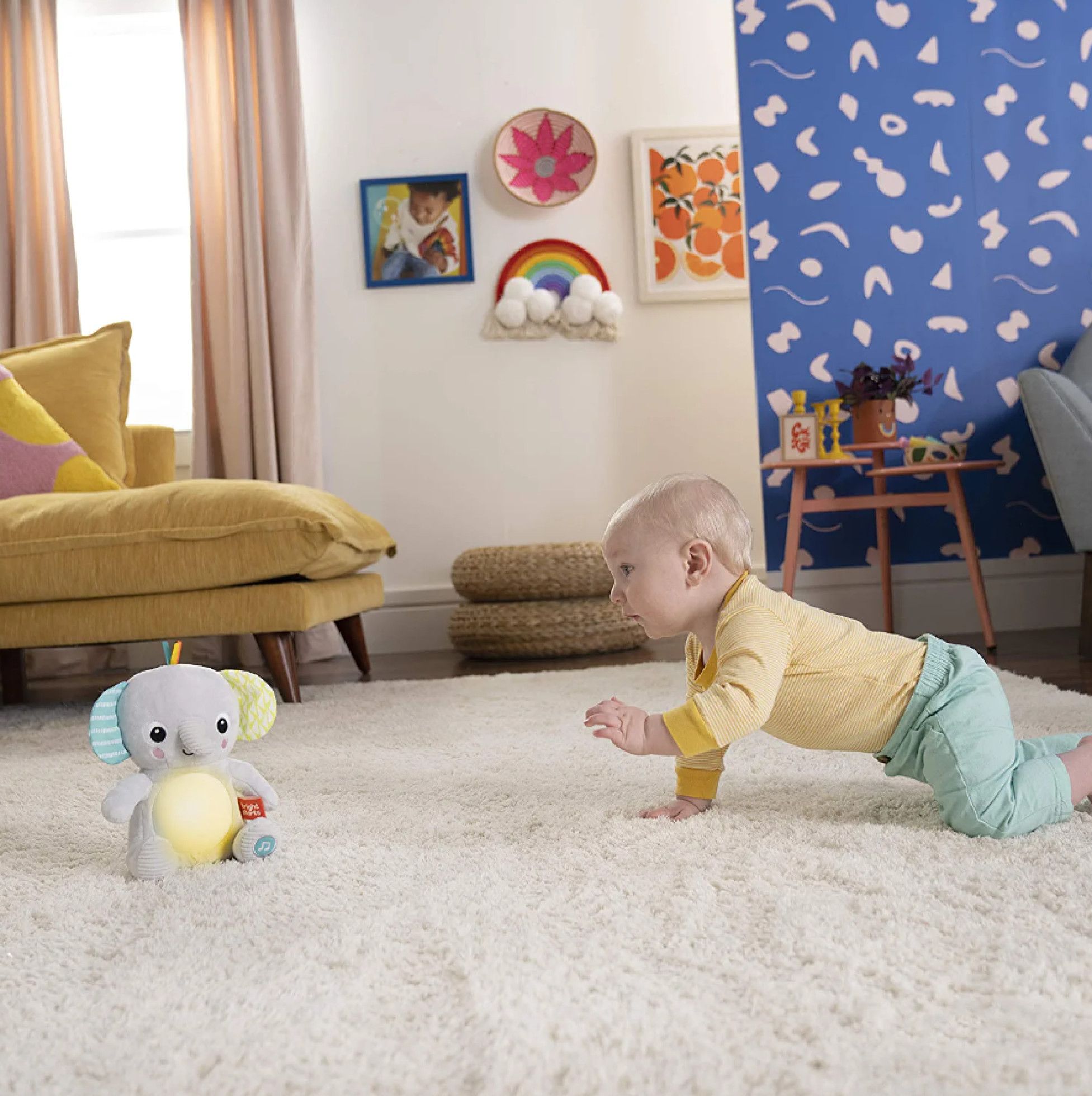 Jucarie interactiva Hug a Bye Baby Elephant - Bright Starts 5