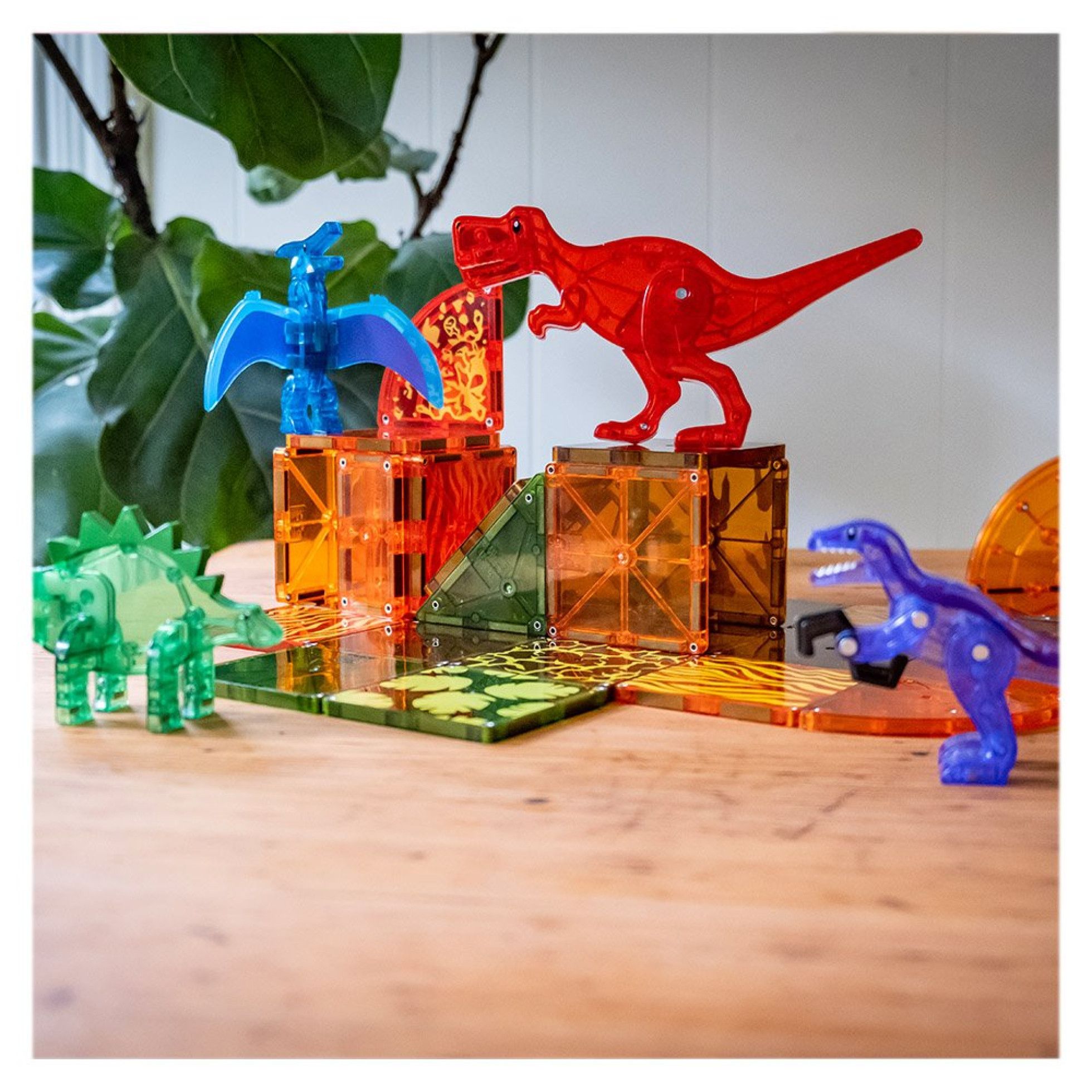 Set Magnetic Dino World, 40 de piese - Magna-Tiles 6
