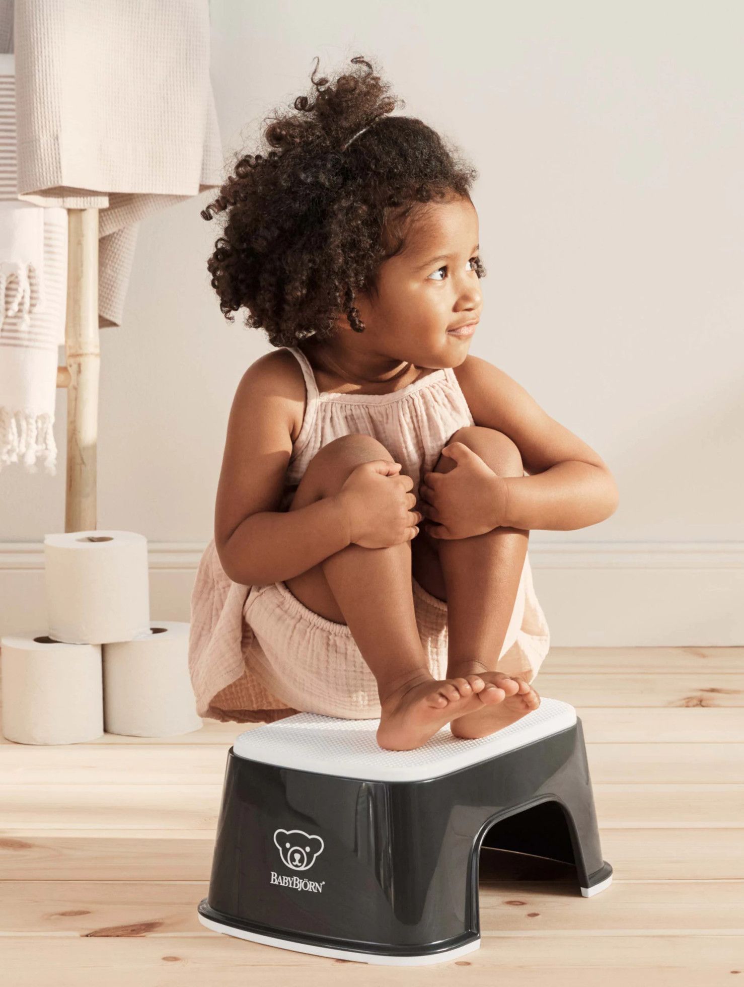 Treapta inaltator pentru baie Step Stool Black / White - BabyBjorn 5